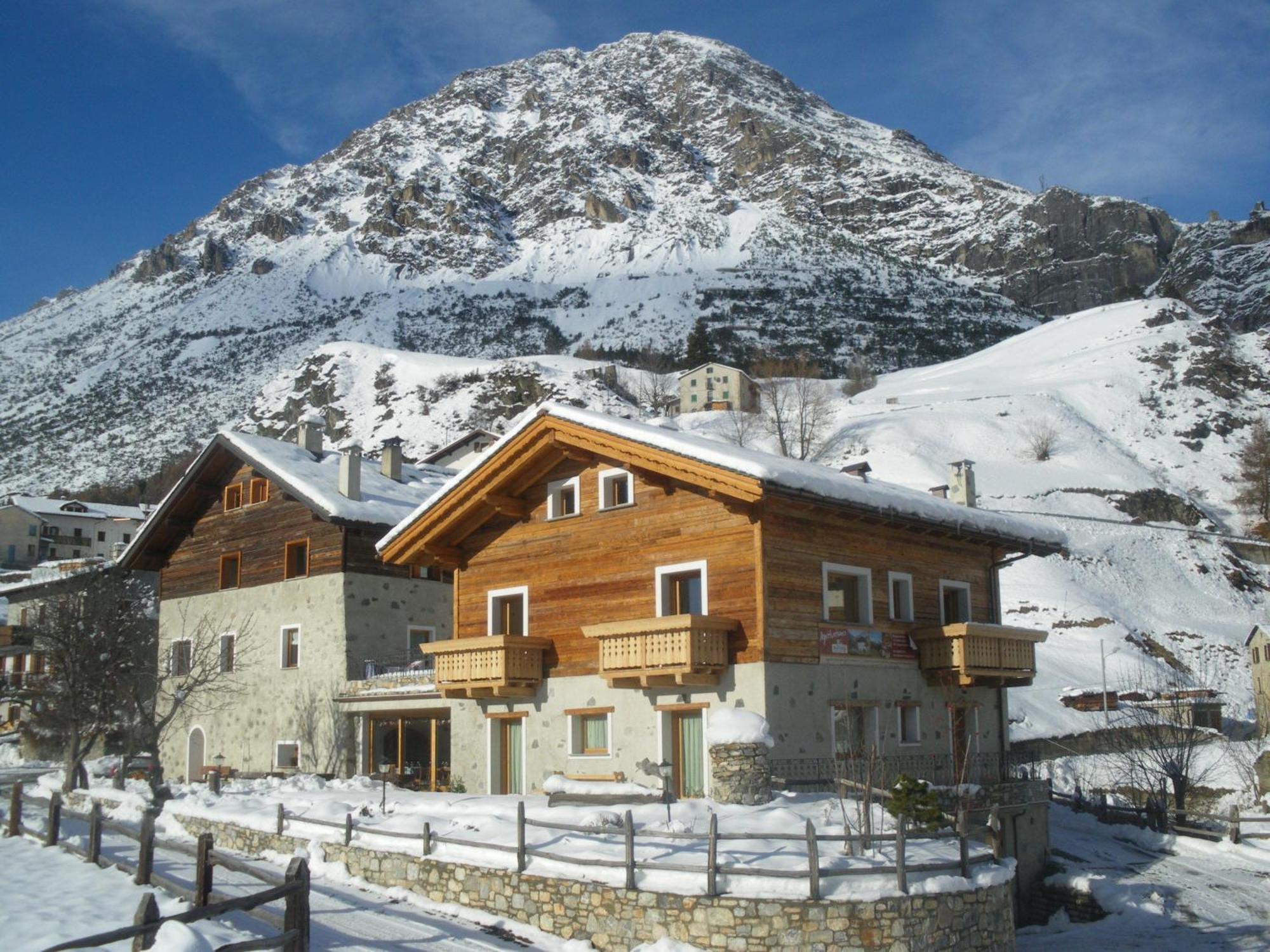 Agriturismo Raethia 이솔라치아 외부 사진
