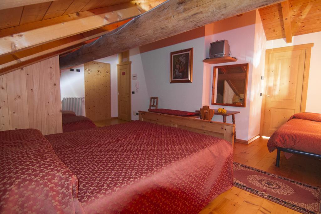 Agriturismo Raethia 이솔라치아 외부 사진